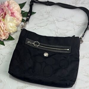 Coach Womens Black Signature Print Shoulder/Crossbody Bag EUC